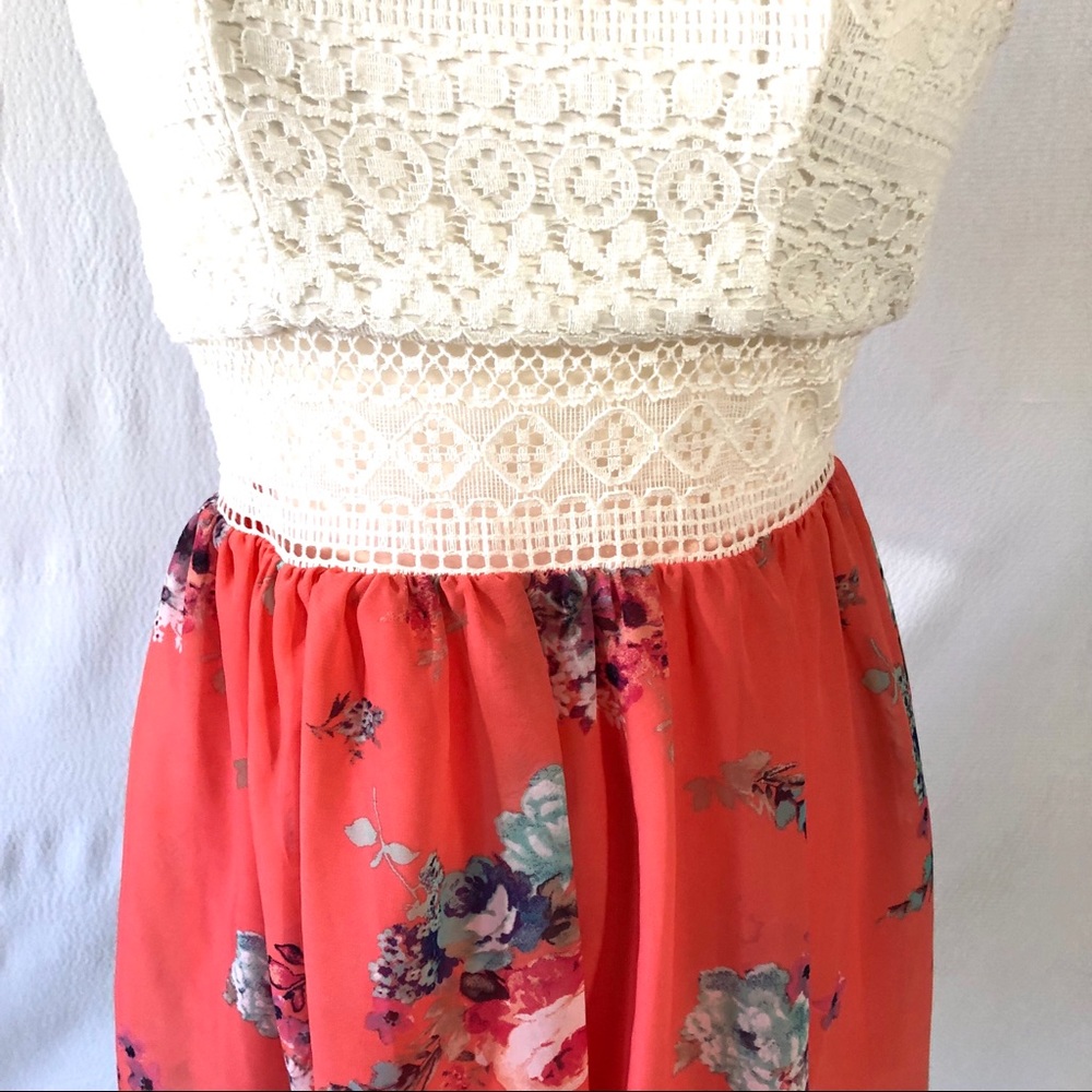 Trixxi Coral Print MiniDress With Crocheted Bodice - Picture 3 of 8